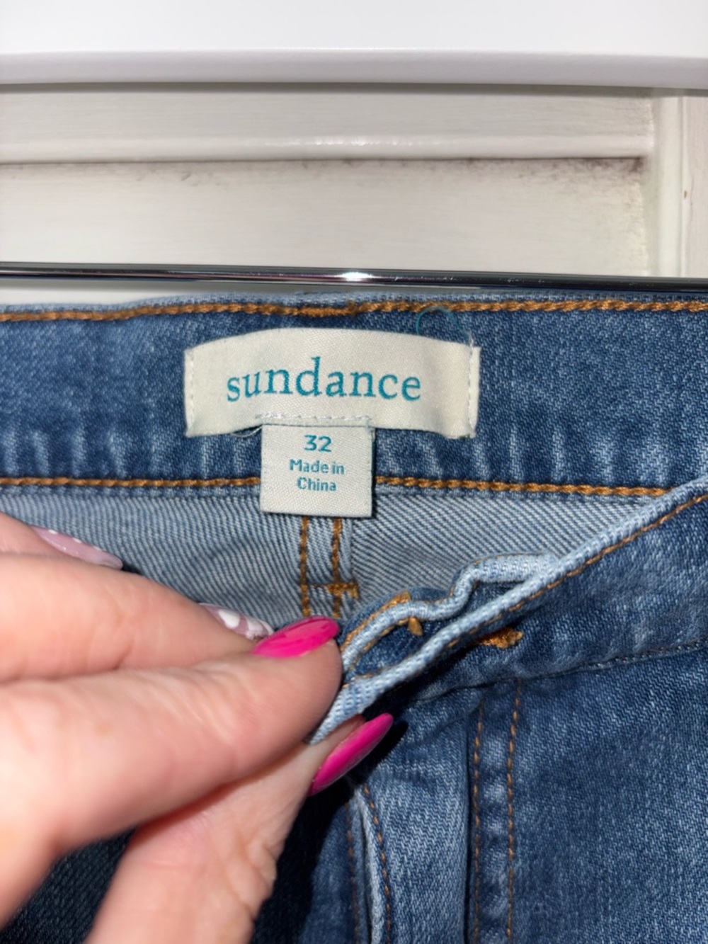 Sundance Patchwork Embroidered Jeans 32 Cropped Raw Hem Boho Straight - Picture 6 of 8
